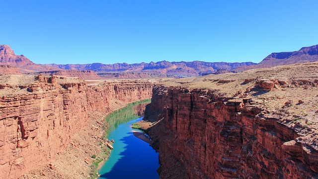 Vue du fleuve Colorado au Grand Canyon South Rim en Arizona