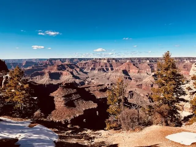 Vue depuis Grandview Point Grand Canyon sur les falaises et les reliefs du South Rim